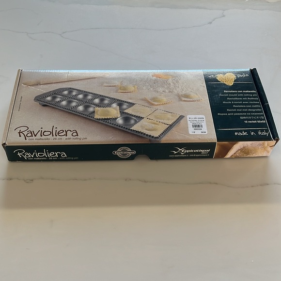 Ravioli Maker - Ravioliera -New in box from Williams & Sonoma - Picture 2 of 4